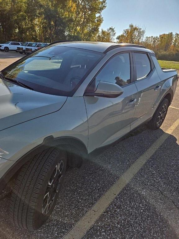 used 2022 Hyundai SANTA CRUZ car, priced at $23,000