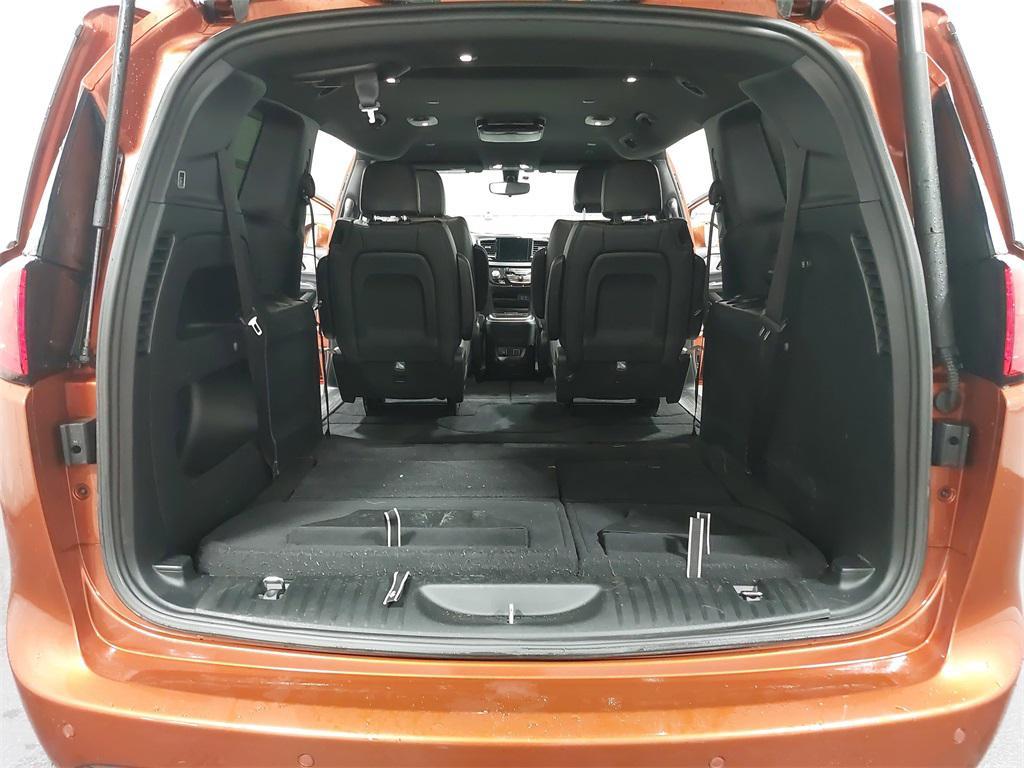 used 2018 Chrysler Pacifica car, priced at $11,200