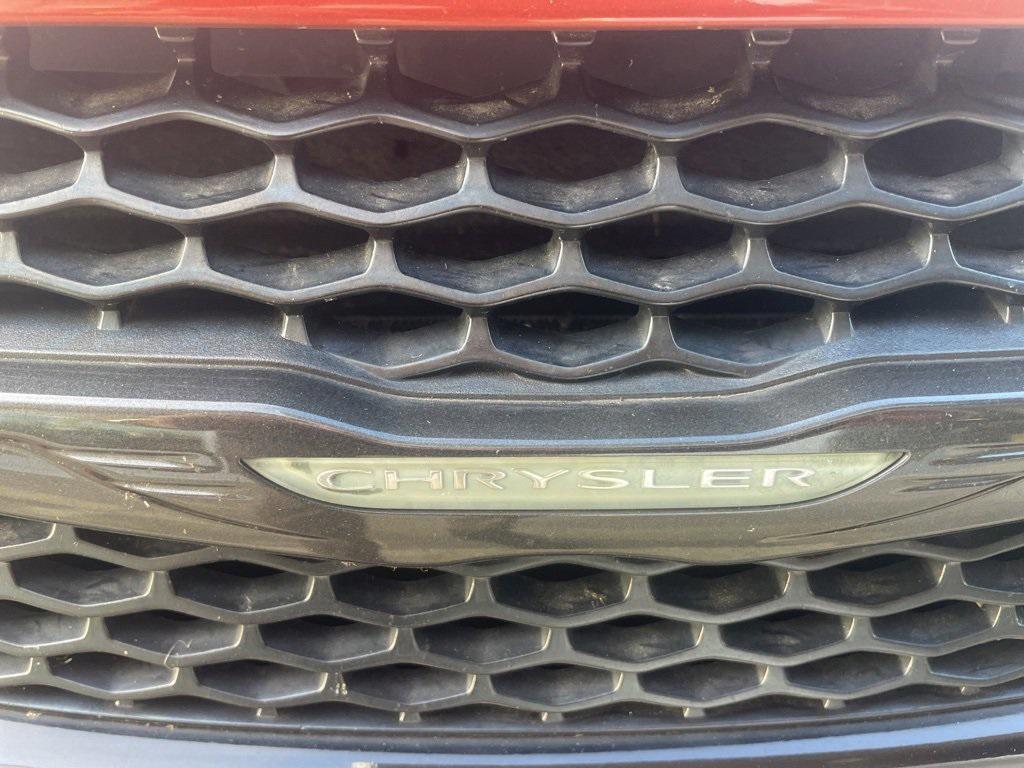used 2018 Chrysler Pacifica car, priced at $11,400