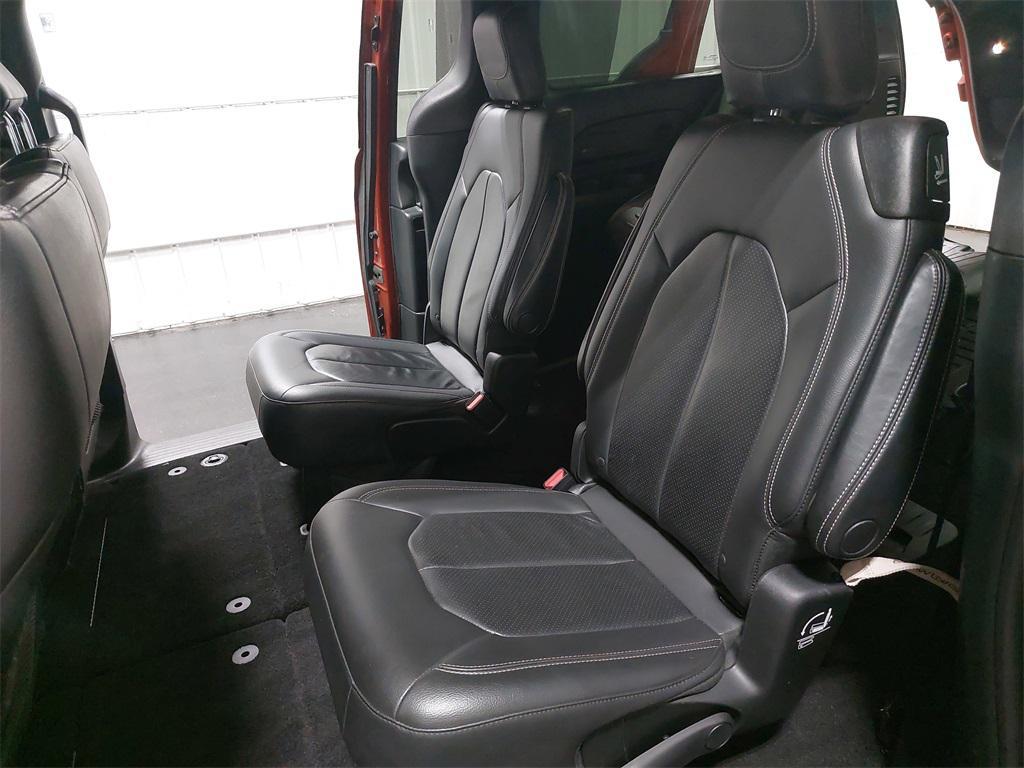 used 2018 Chrysler Pacifica car, priced at $11,200