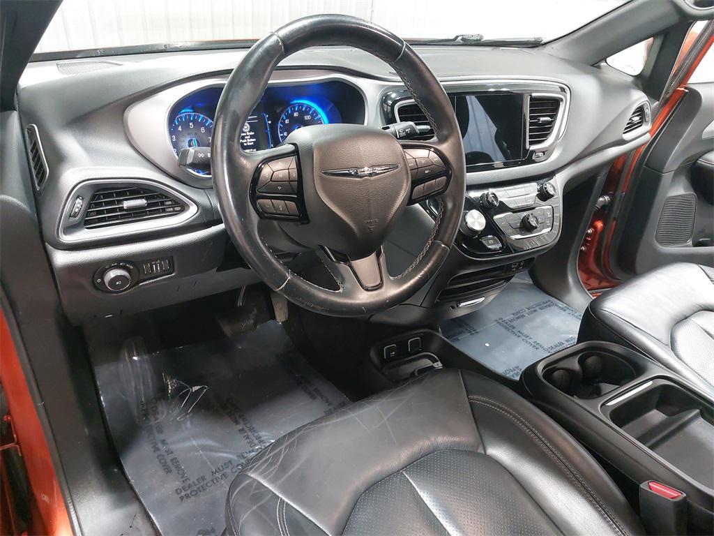 used 2018 Chrysler Pacifica car, priced at $11,200