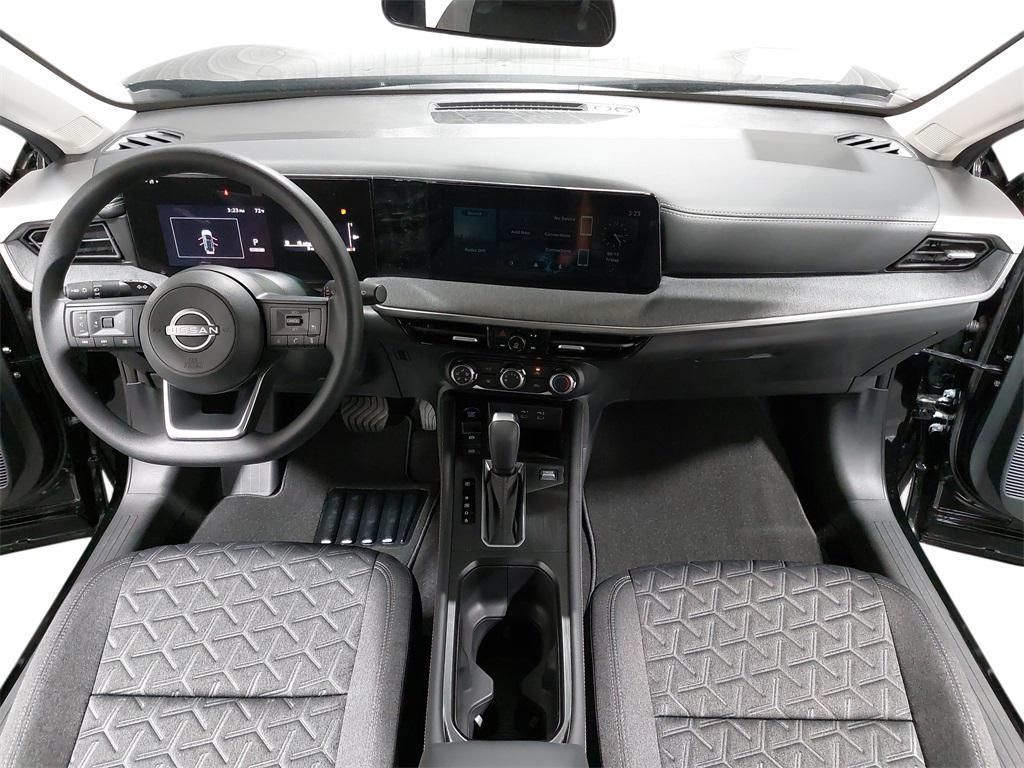 new 2025 Nissan Kicks car, priced at $26,842