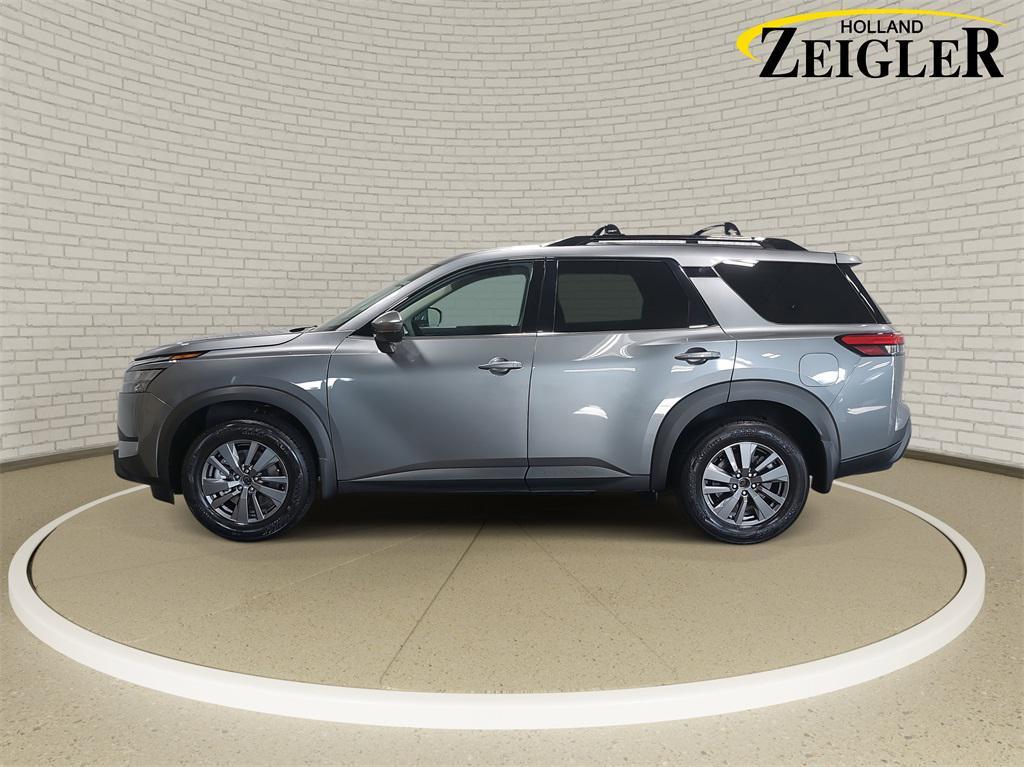 new 2025 Nissan Pathfinder car, priced at $41,671