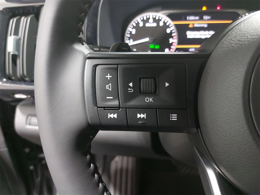 new 2025 Nissan Pathfinder car, priced at $41,671