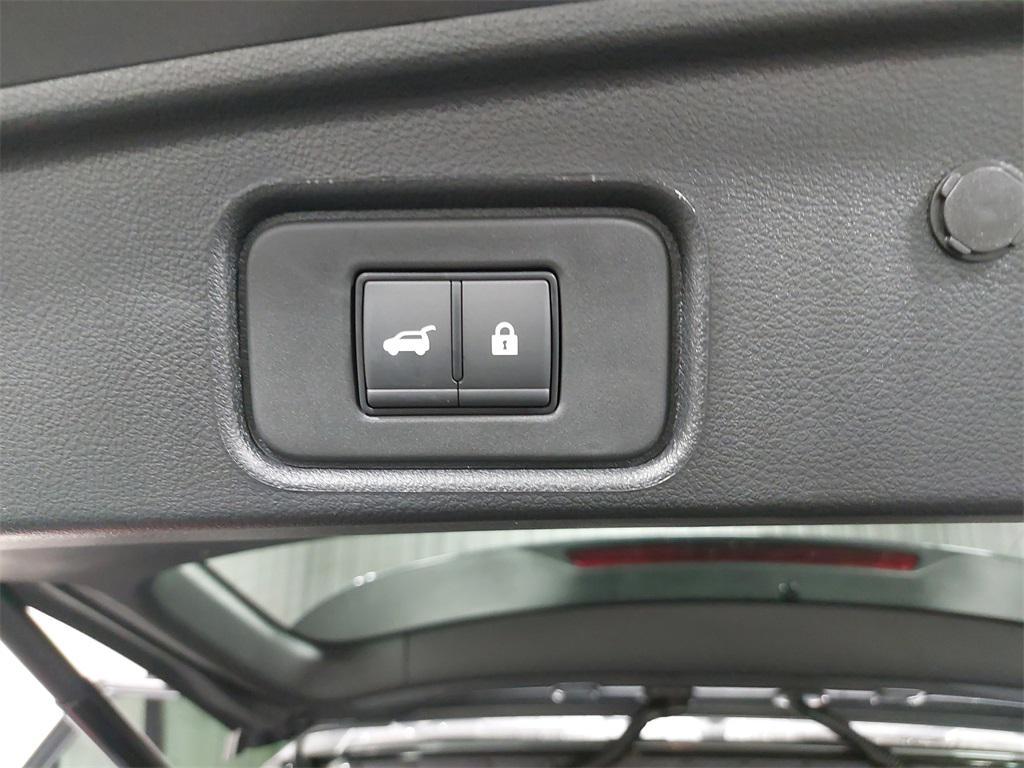 new 2025 Nissan Pathfinder car, priced at $41,671