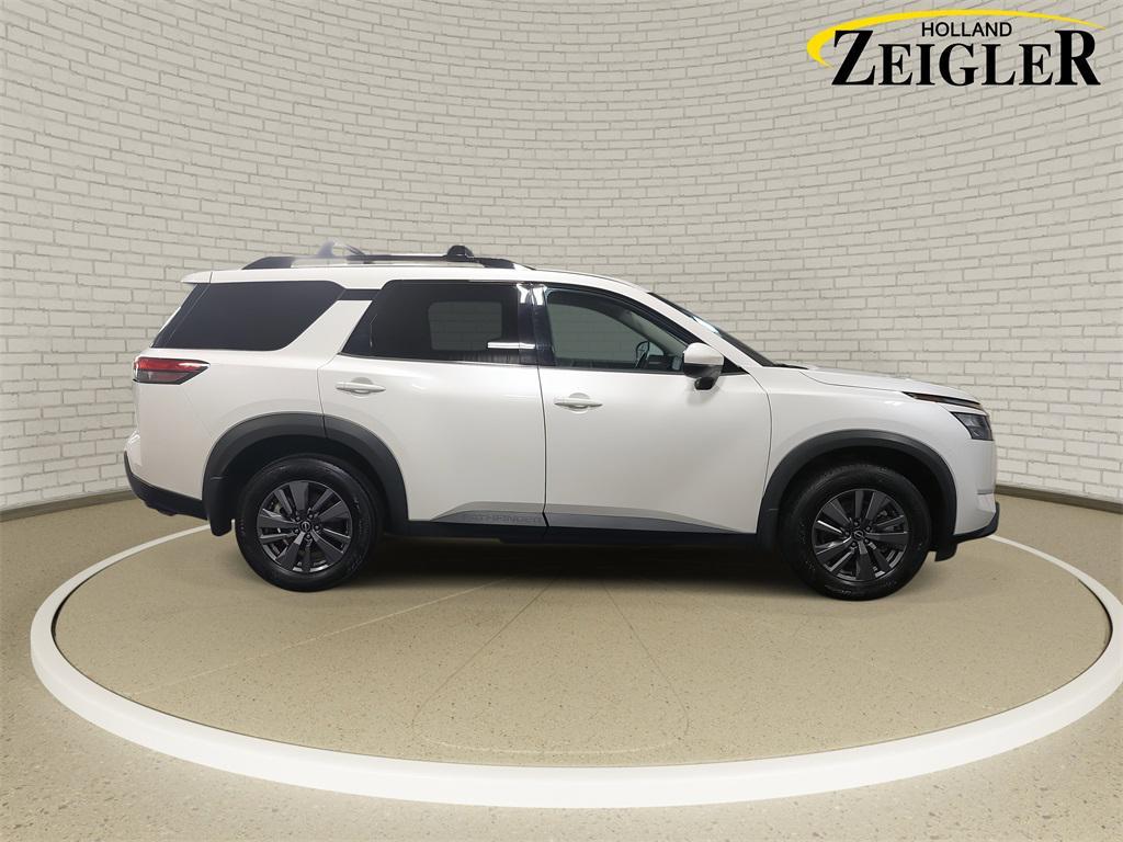 used 2024 Nissan Pathfinder car, priced at $32,000