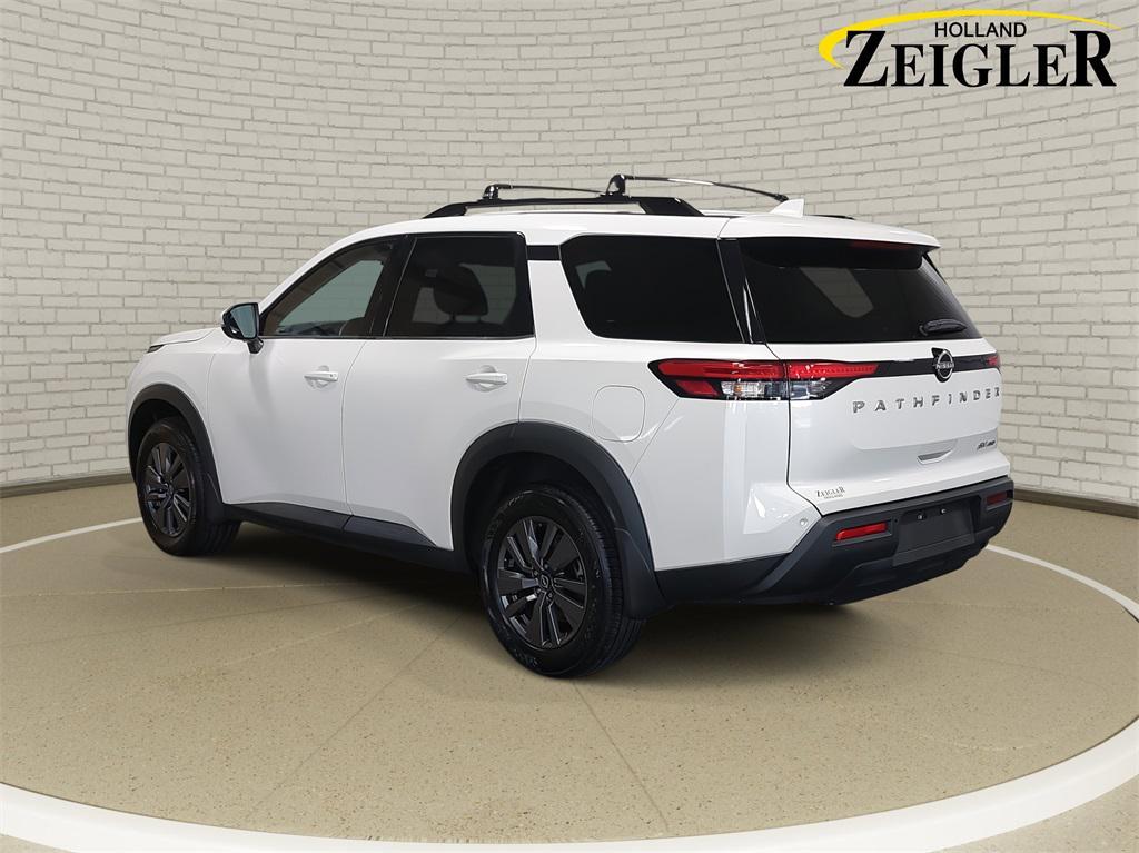 used 2024 Nissan Pathfinder car, priced at $32,000