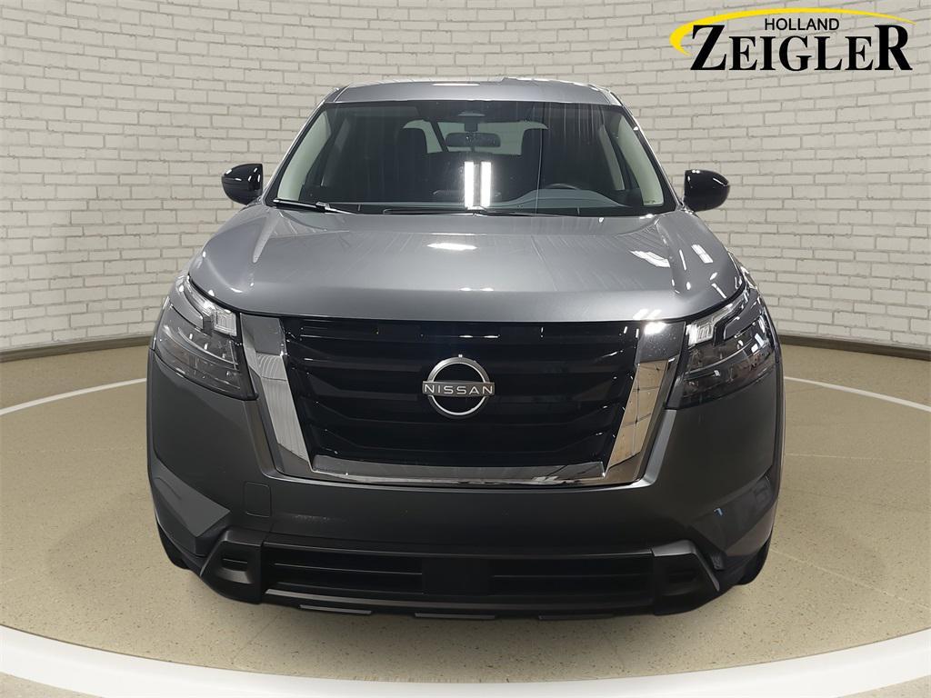 new 2025 Nissan Pathfinder car, priced at $38,527