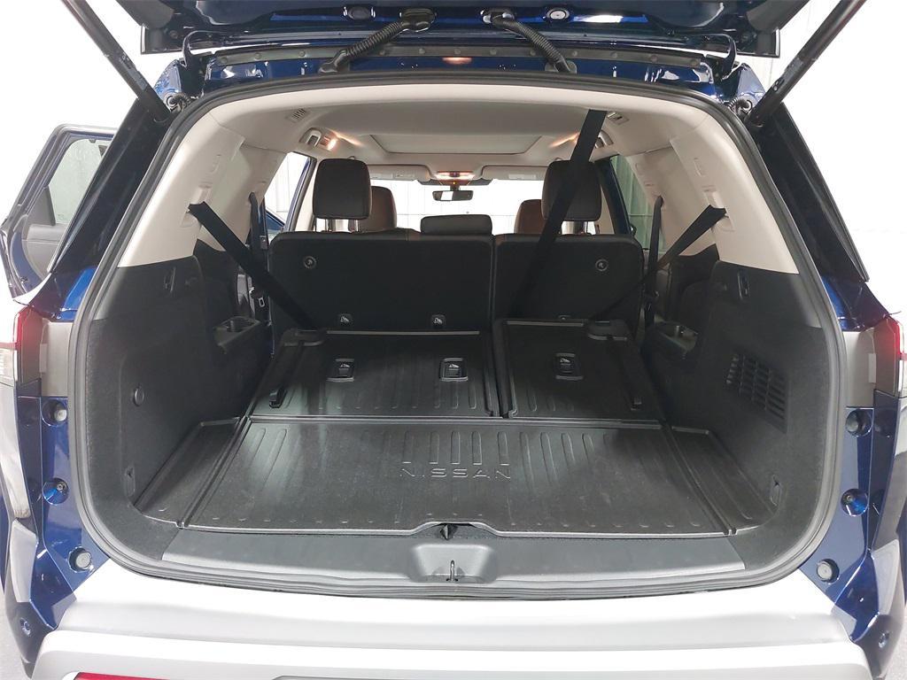 new 2025 Nissan Pathfinder car, priced at $51,359