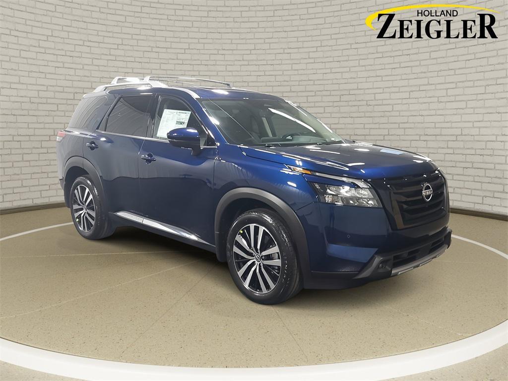 new 2025 Nissan Pathfinder car, priced at $51,359