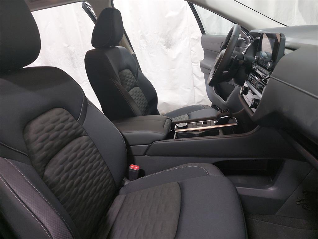 new 2025 Nissan Pathfinder car, priced at $42,140
