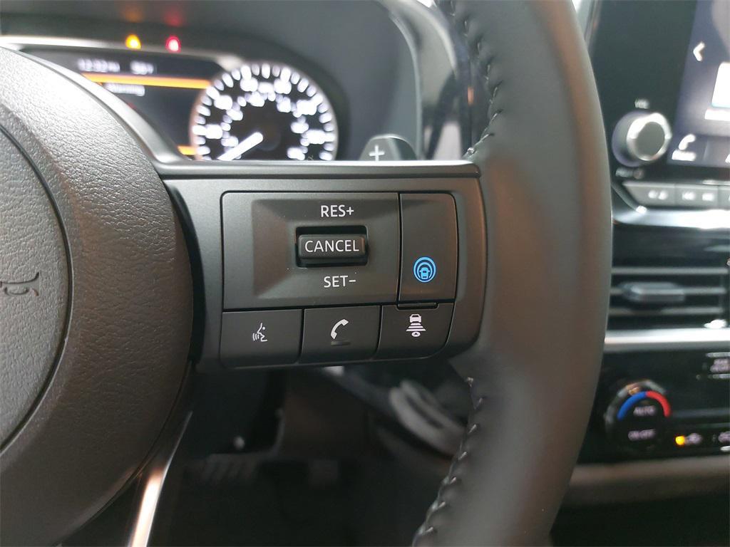new 2025 Nissan Pathfinder car, priced at $42,140
