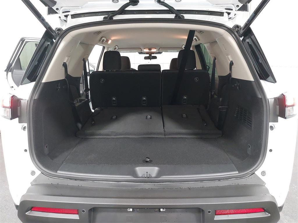 new 2025 Nissan Pathfinder car, priced at $42,080