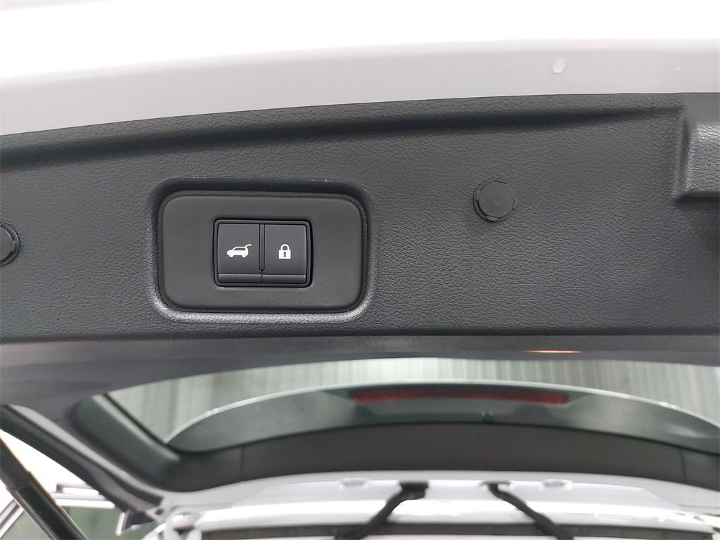 new 2025 Nissan Pathfinder car, priced at $42,080