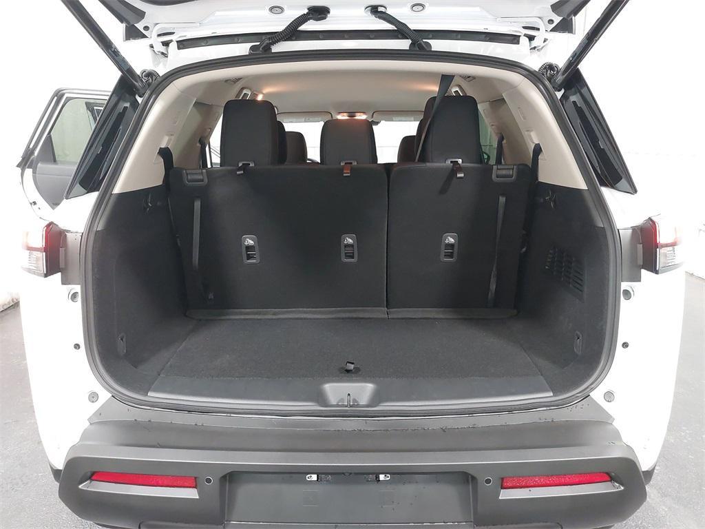 new 2025 Nissan Pathfinder car, priced at $42,080