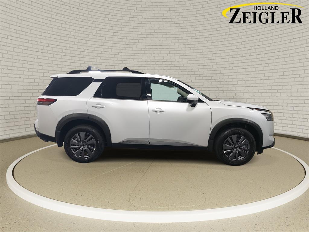 new 2025 Nissan Pathfinder car, priced at $42,080