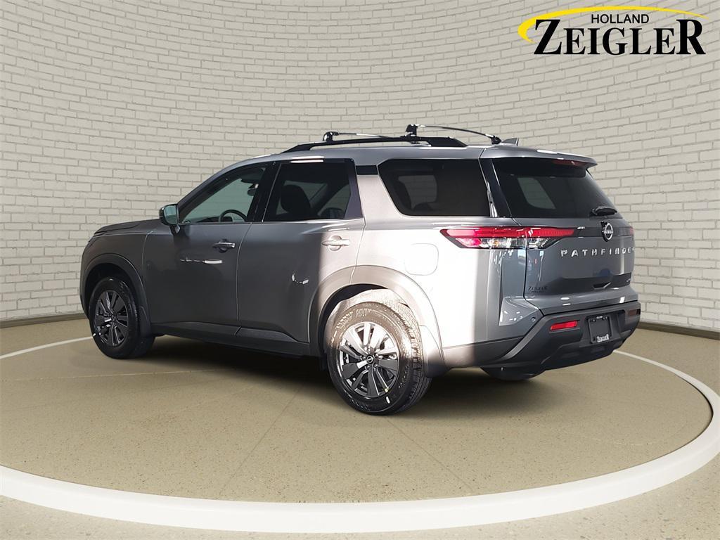 new 2025 Nissan Pathfinder car, priced at $41,758