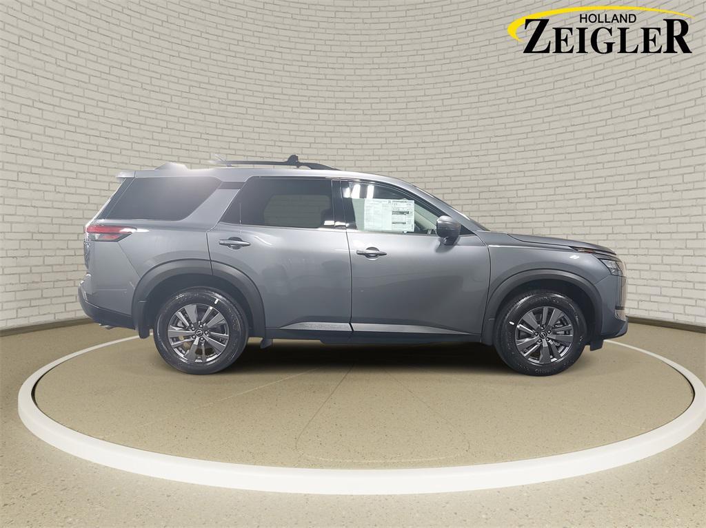 new 2025 Nissan Pathfinder car, priced at $41,758