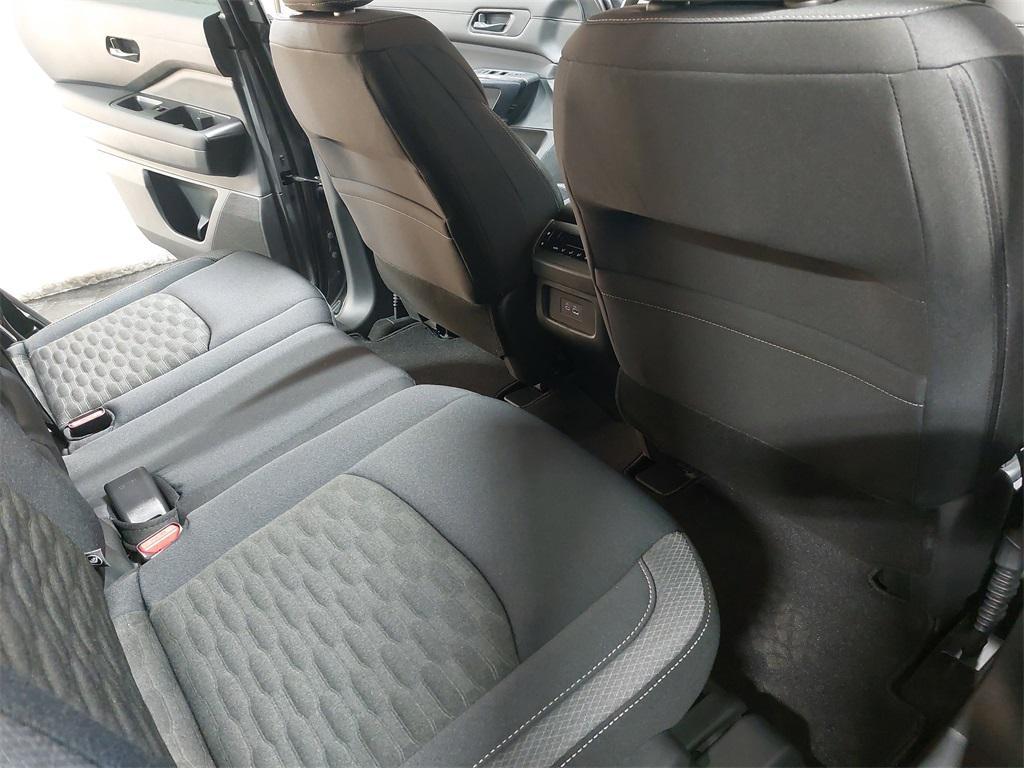 new 2025 Nissan Pathfinder car, priced at $41,758