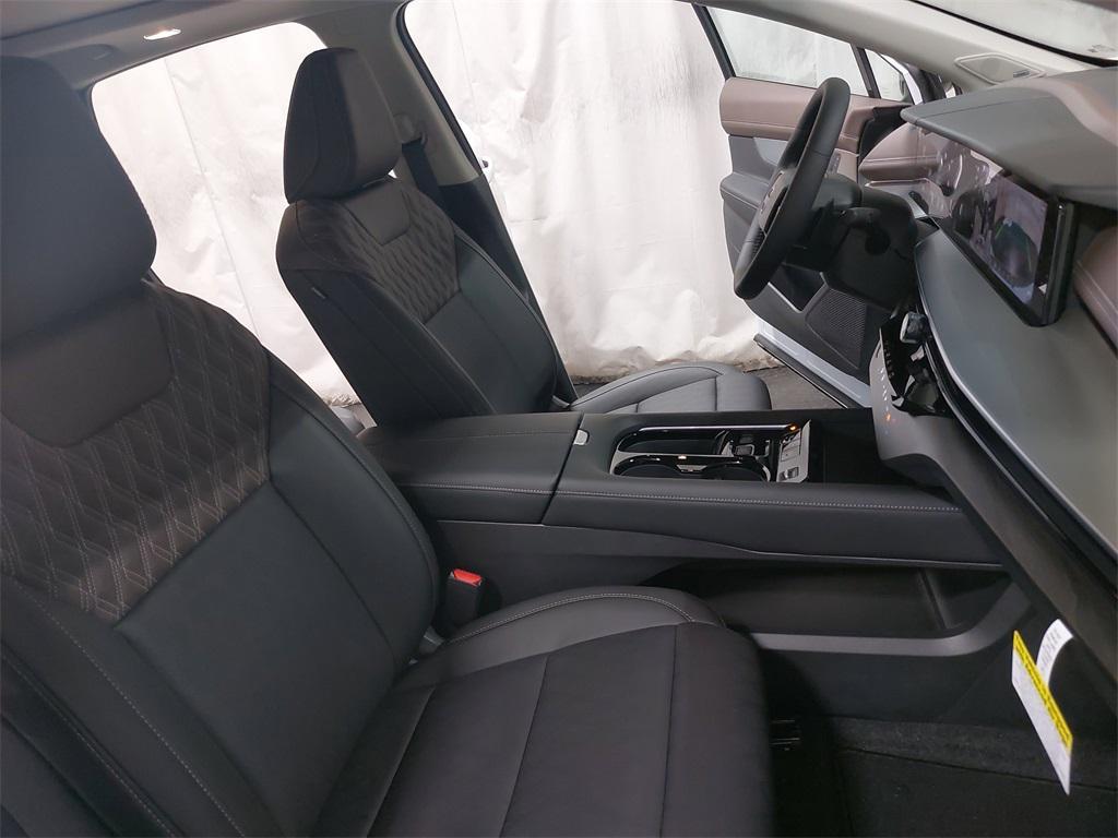 new 2025 Nissan Murano car, priced at $44,161