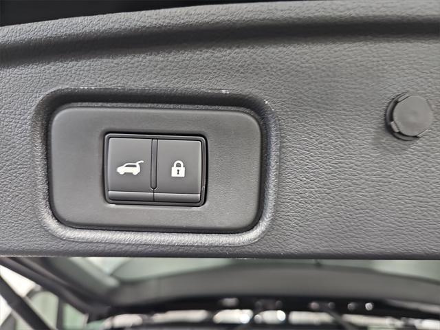 new 2025 Nissan Pathfinder car, priced at $44,582