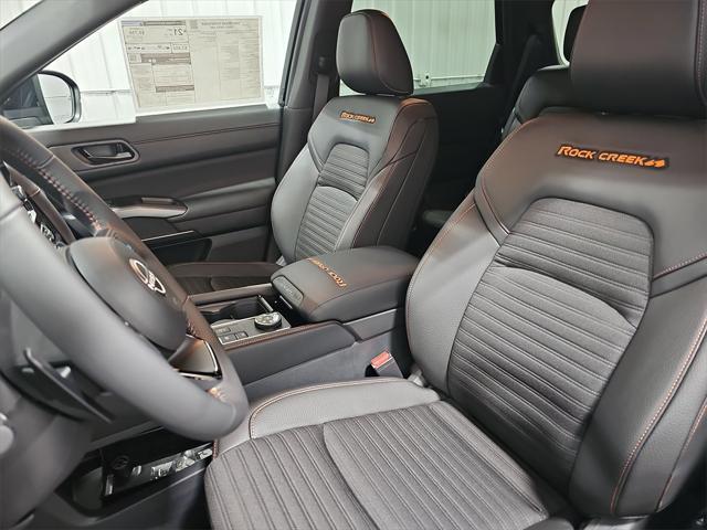 new 2025 Nissan Pathfinder car, priced at $44,582