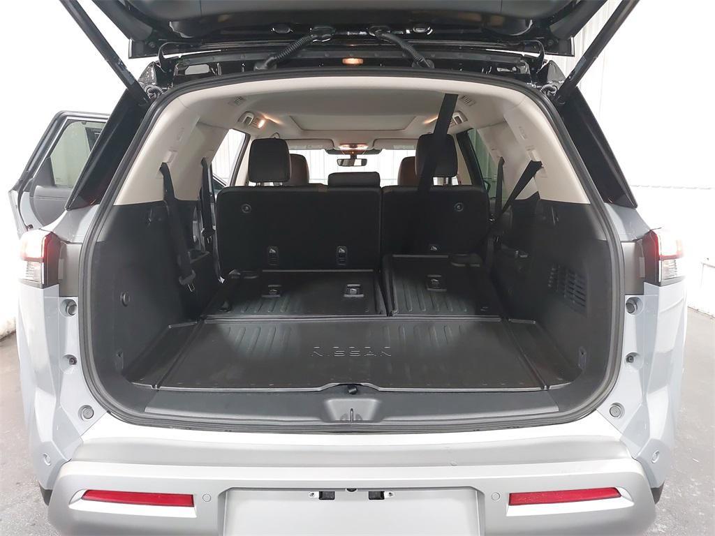 new 2025 Nissan Pathfinder car, priced at $51,823