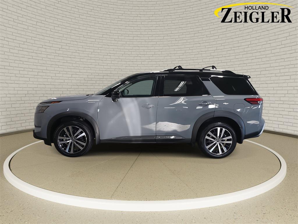new 2025 Nissan Pathfinder car, priced at $51,823