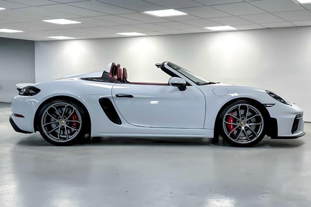 used 2022 Porsche 718 Spyder car, priced at $124,891