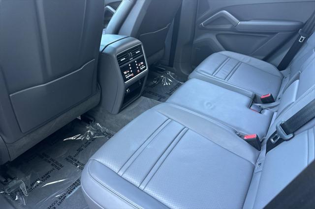 used 2022 Porsche Cayenne E-Hybrid car, priced at $75,881