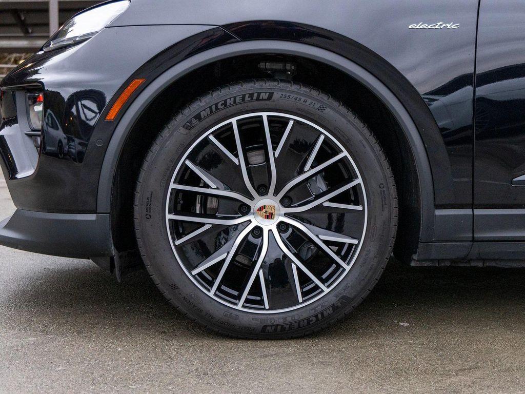 used 2025 Porsche Macan car, priced at $93,634