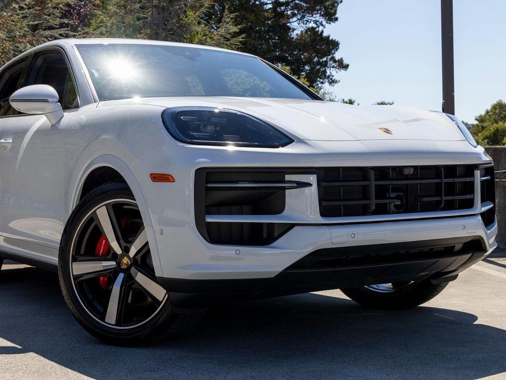 new 2025 Porsche Cayenne car, priced at $128,795