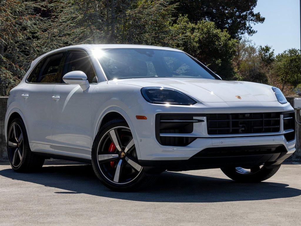 new 2025 Porsche Cayenne car, priced at $128,795