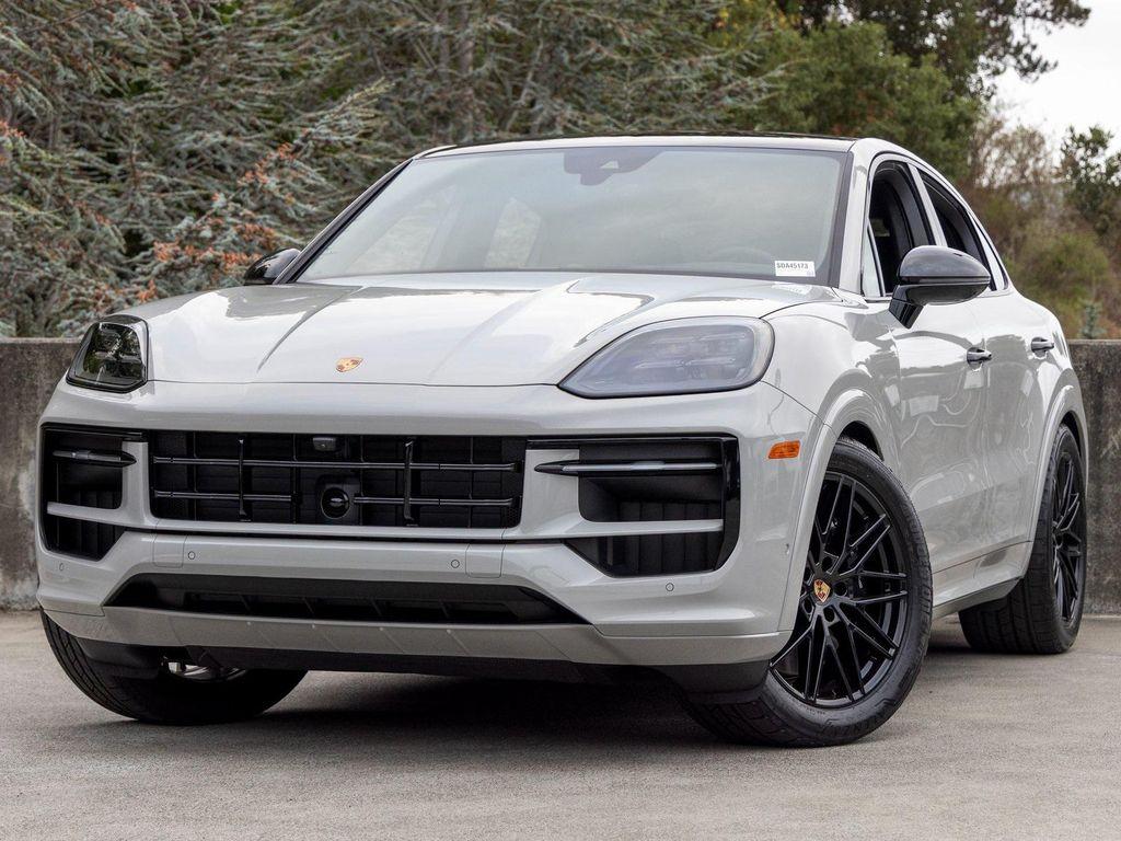 new 2025 Porsche Cayenne car, priced at $163,625