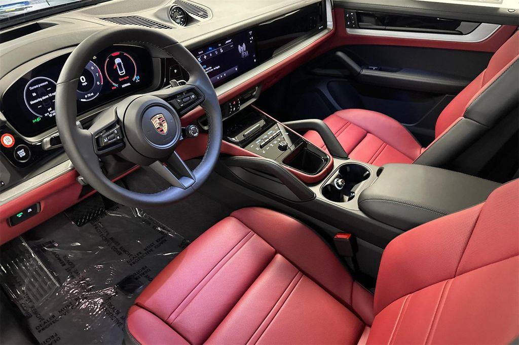new 2025 Porsche Cayenne car, priced at $116,155