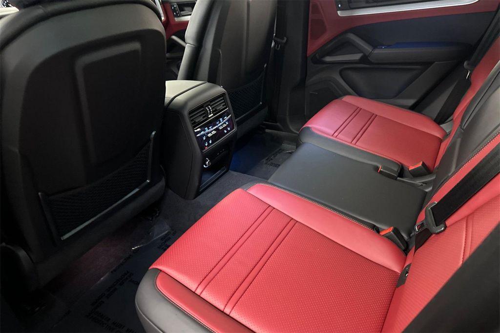 new 2025 Porsche Cayenne car, priced at $116,155