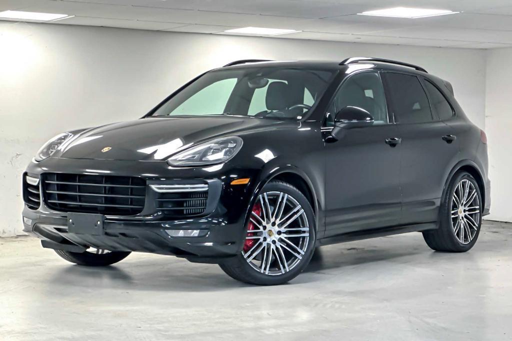 used 2018 Porsche Cayenne car, priced at $39,991