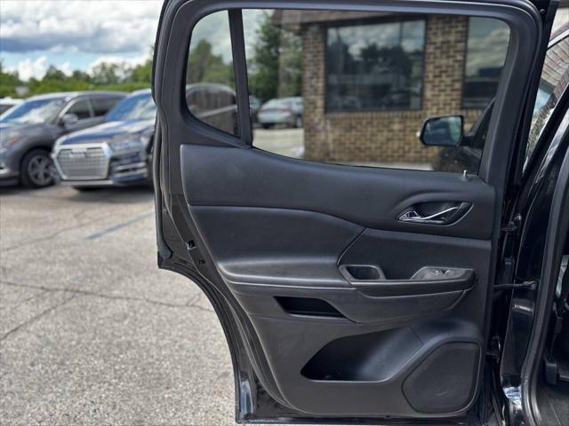 used 2020 GMC Acadia car, priced at $24,000