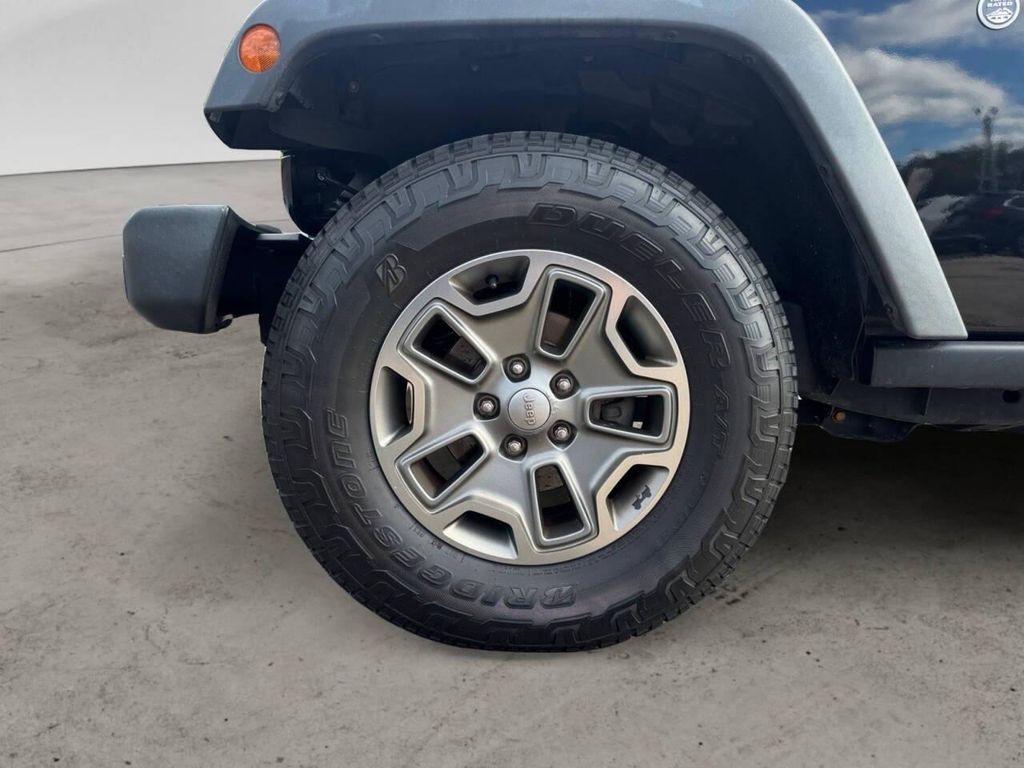 used 2016 Jeep Wrangler Unlimited car, priced at $21,900