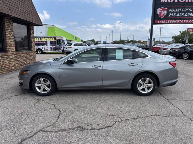 used 2023 Chevrolet Malibu car, priced at $18,900