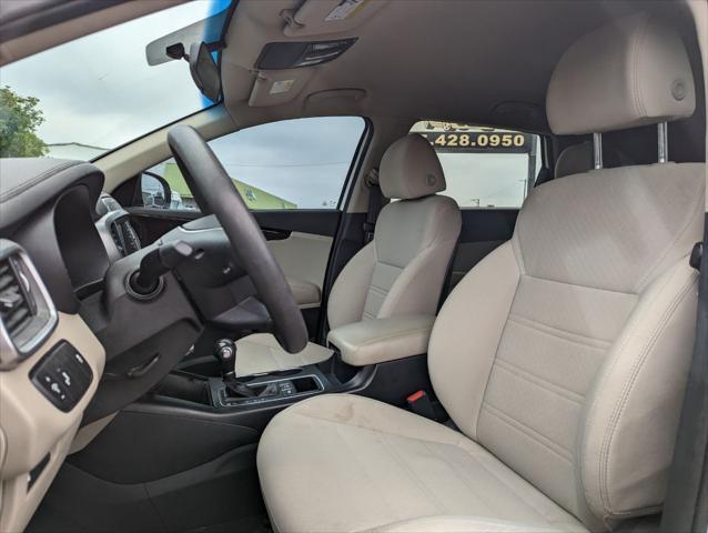 used 2019 Kia Sorento car, priced at $18,300