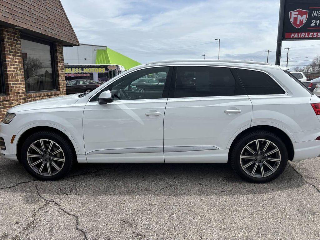 used 2019 Audi Q7 car, priced at $23,900