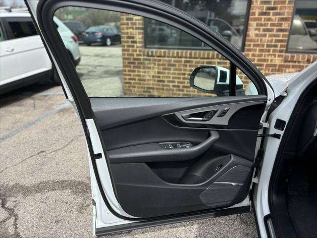 used 2019 Audi Q7 car, priced at $23,900