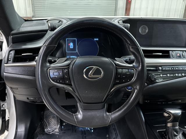 used 2020 Lexus ES 300h car, priced at $33,997