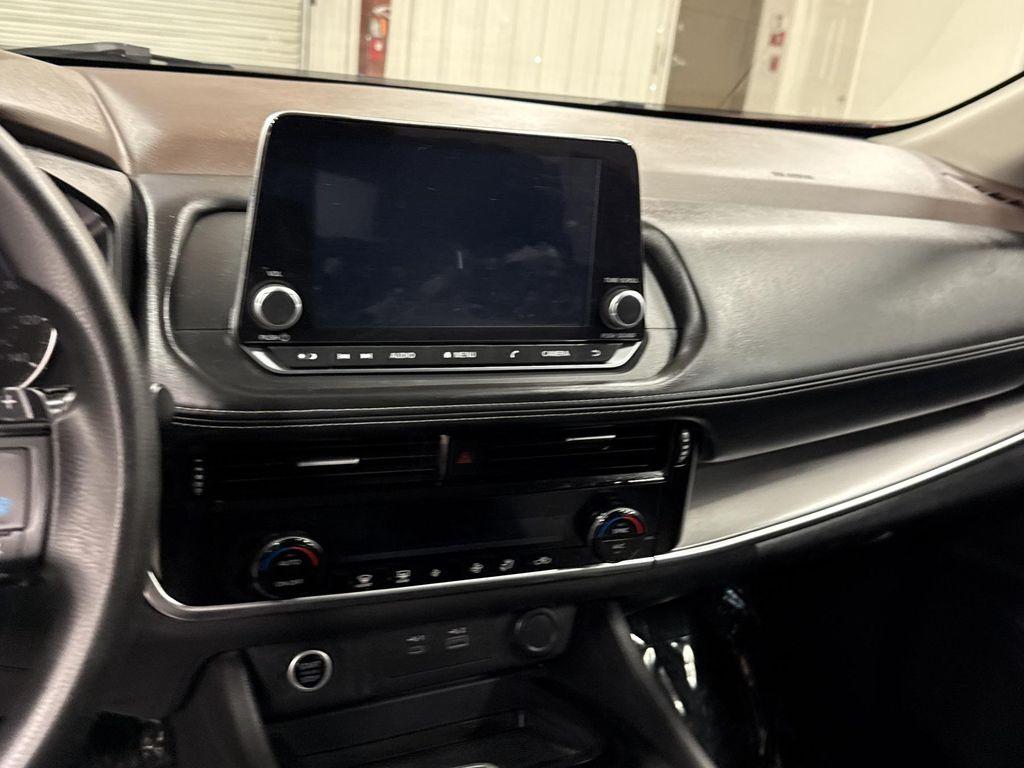 used 2022 Nissan Rogue car, priced at $21,997