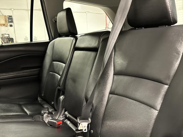 used 2022 Honda Pilot car, priced at $33,997