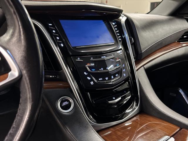 used 2020 Cadillac Escalade ESV car, priced at $50,997