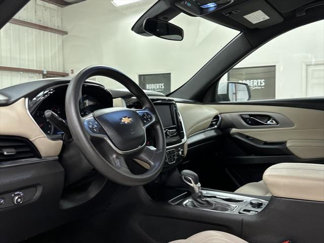 used 2023 Chevrolet Traverse car, priced at $29,997
