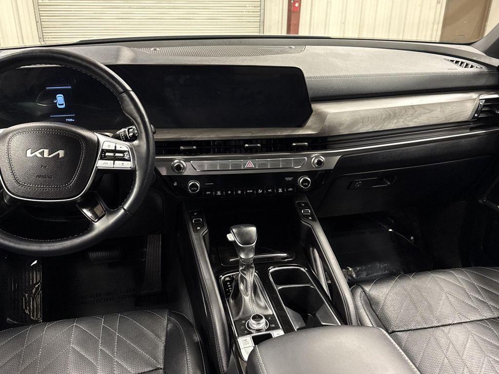 used 2024 Kia Telluride car, priced at $42,997