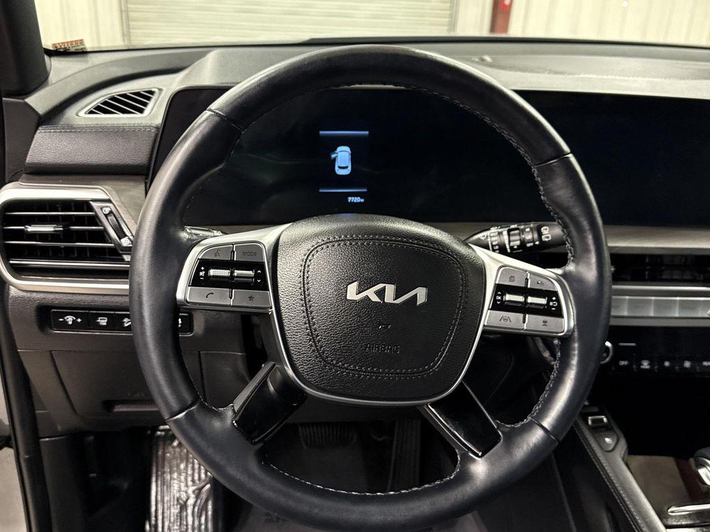 used 2024 Kia Telluride car, priced at $42,997
